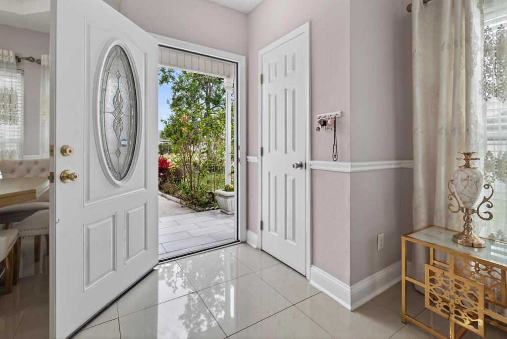 10523 Broomsedge Ct #1 - Photo 4 of 41