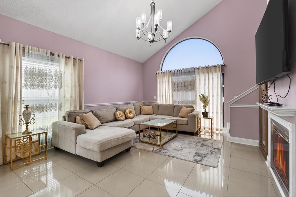 10523 Broomsedge Ct #1 - Photo 5 of 41