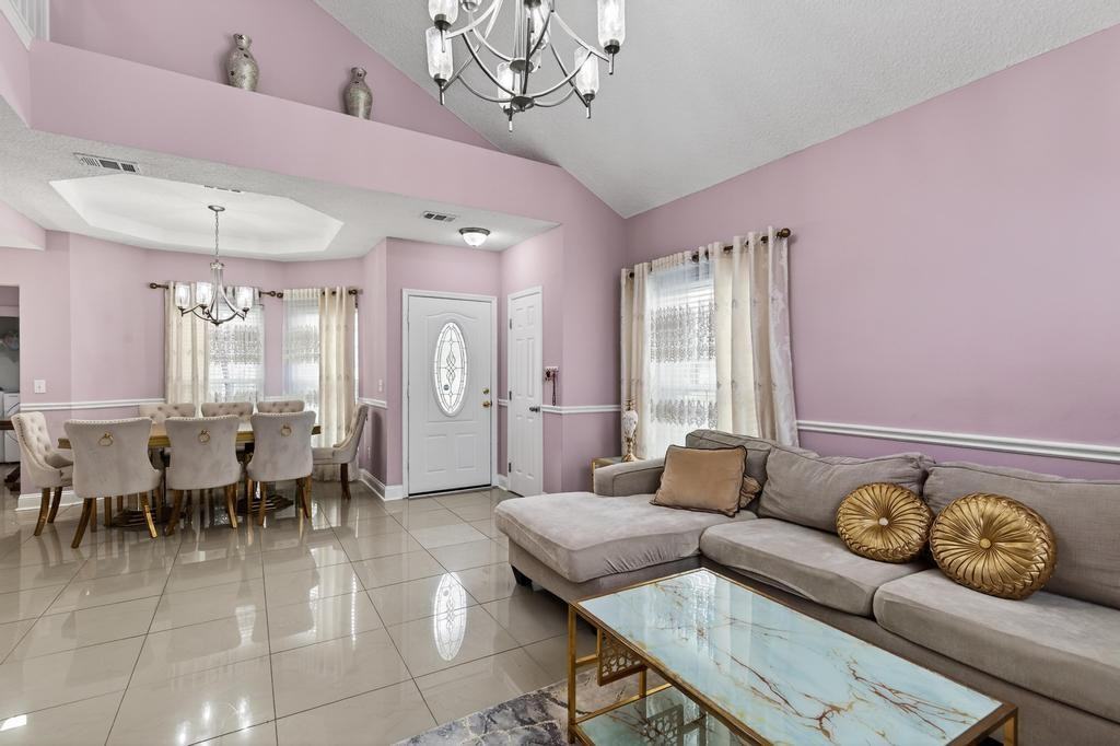 10523 Broomsedge Ct #1 - Photo 6 of 41