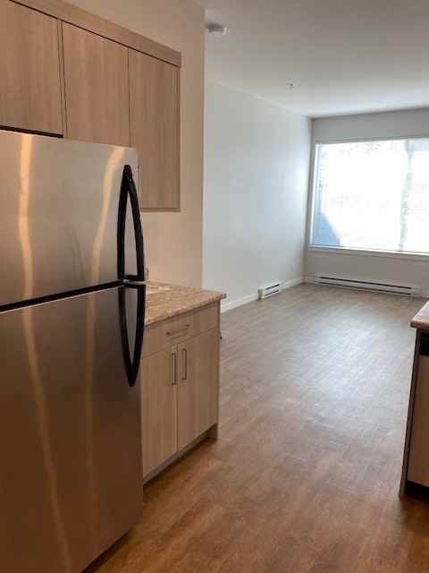 215 - 215 31st St #7 - Photo 5 of 21