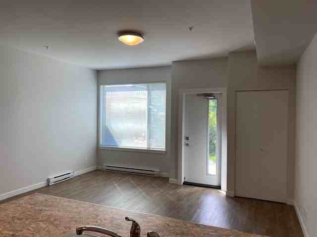 215 - 215 31st St #7 - Photo 6 of 21