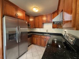 480 22nd Ave #B - Photo 1 of 1