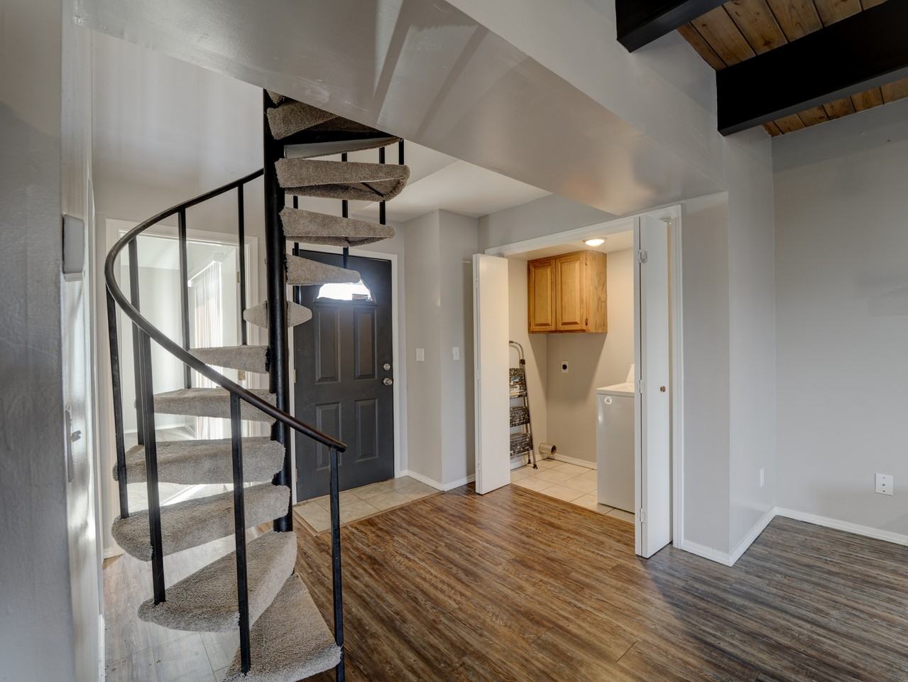 13958 Turnberry Ln #1 - Photo 3 of 18