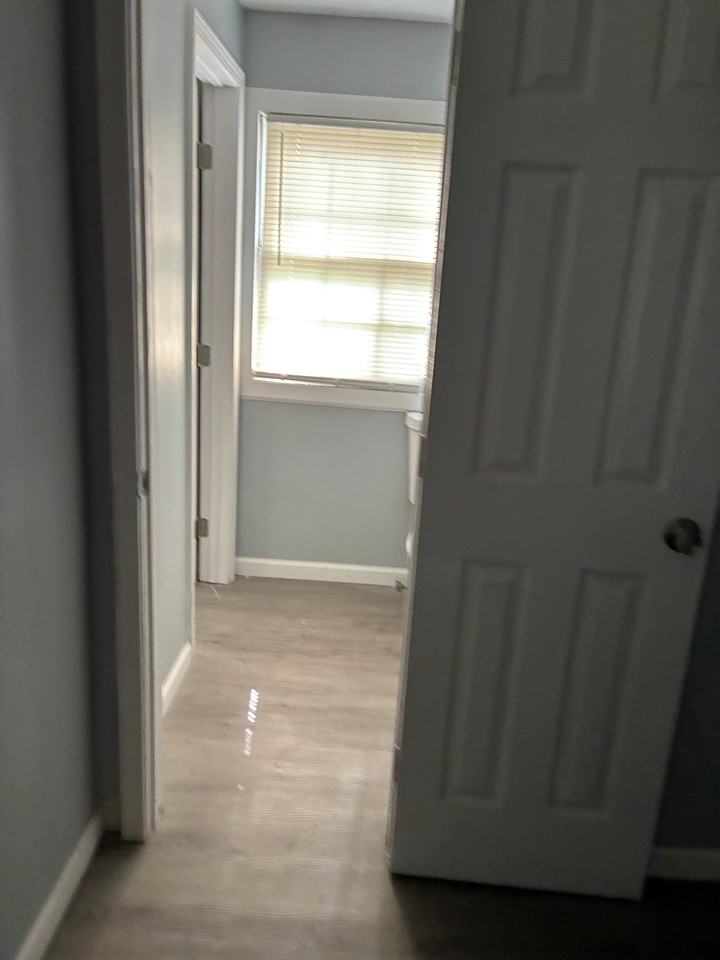 124 S Sunset Ter #1 - Photo 4 of 9