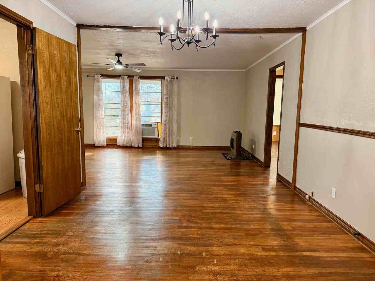 1406 N 2nd St #1 - Photo 5 of 19