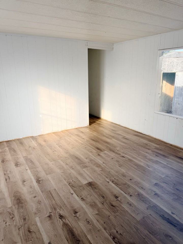 900 Eve Dr - Photo 4 of 8