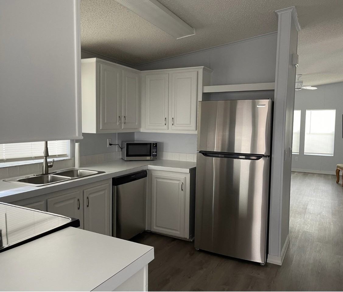 8179 Sandwedge Ter #1 - Photo 6 of 26