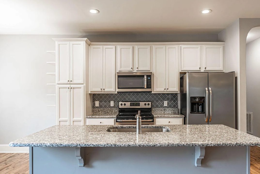 2 Sawmill Ct #1 - Photo 7 of 31