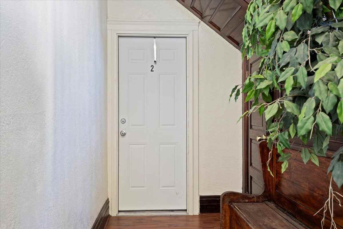 2547 Adams Ave #2 - Photo 3 of 20