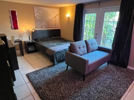 featured image of 1310 Daytona Ave #2