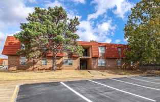 featured image of 1001 N Perkins Rd