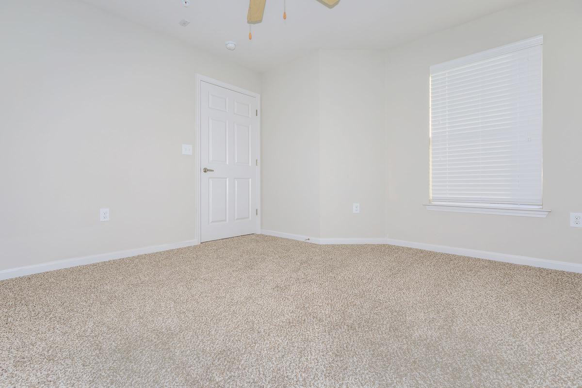 601 Spur 316 - Photo 4 of 4