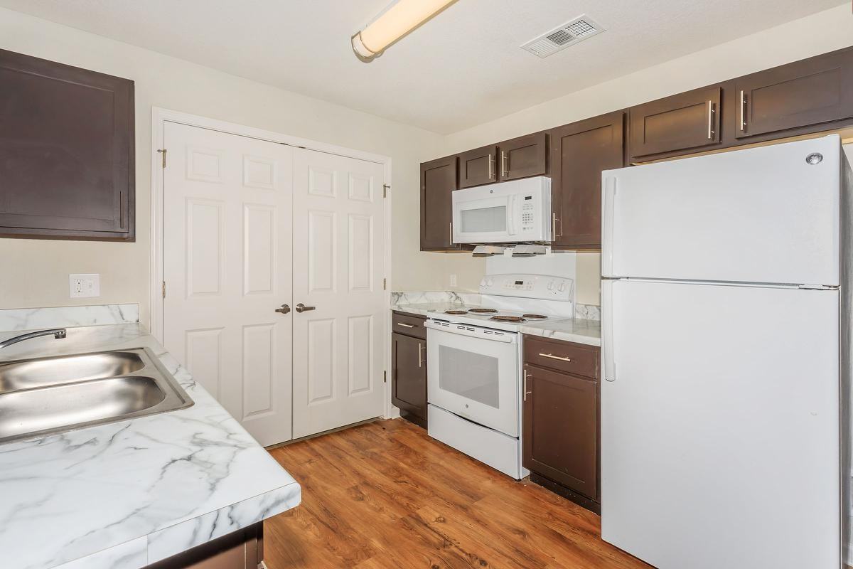 601 Spur 316 - Photo 2 of 27