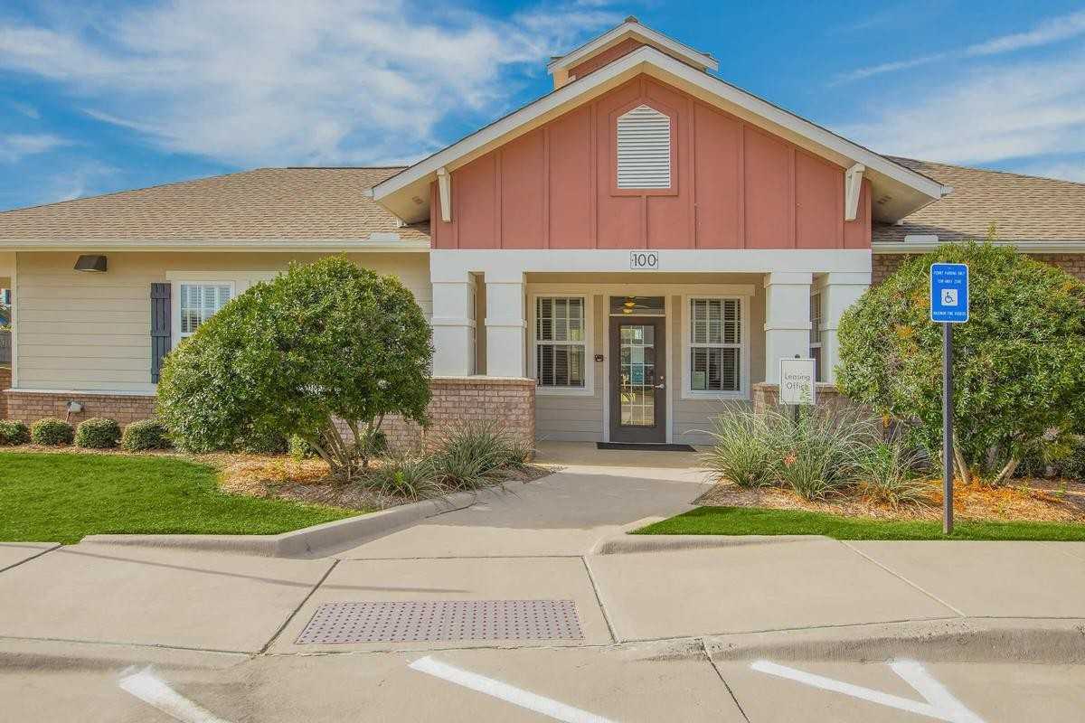 601 Spur 316 - Photo 6 of 27