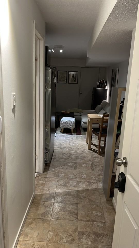 475 Saint Clarens Avenue - Photo 7 of 10