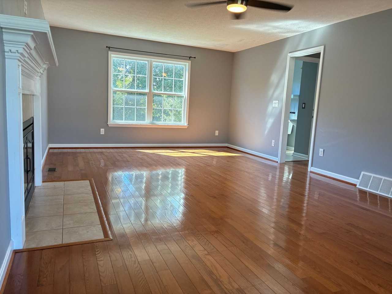 238 Riley Way - Photo 7 of 50