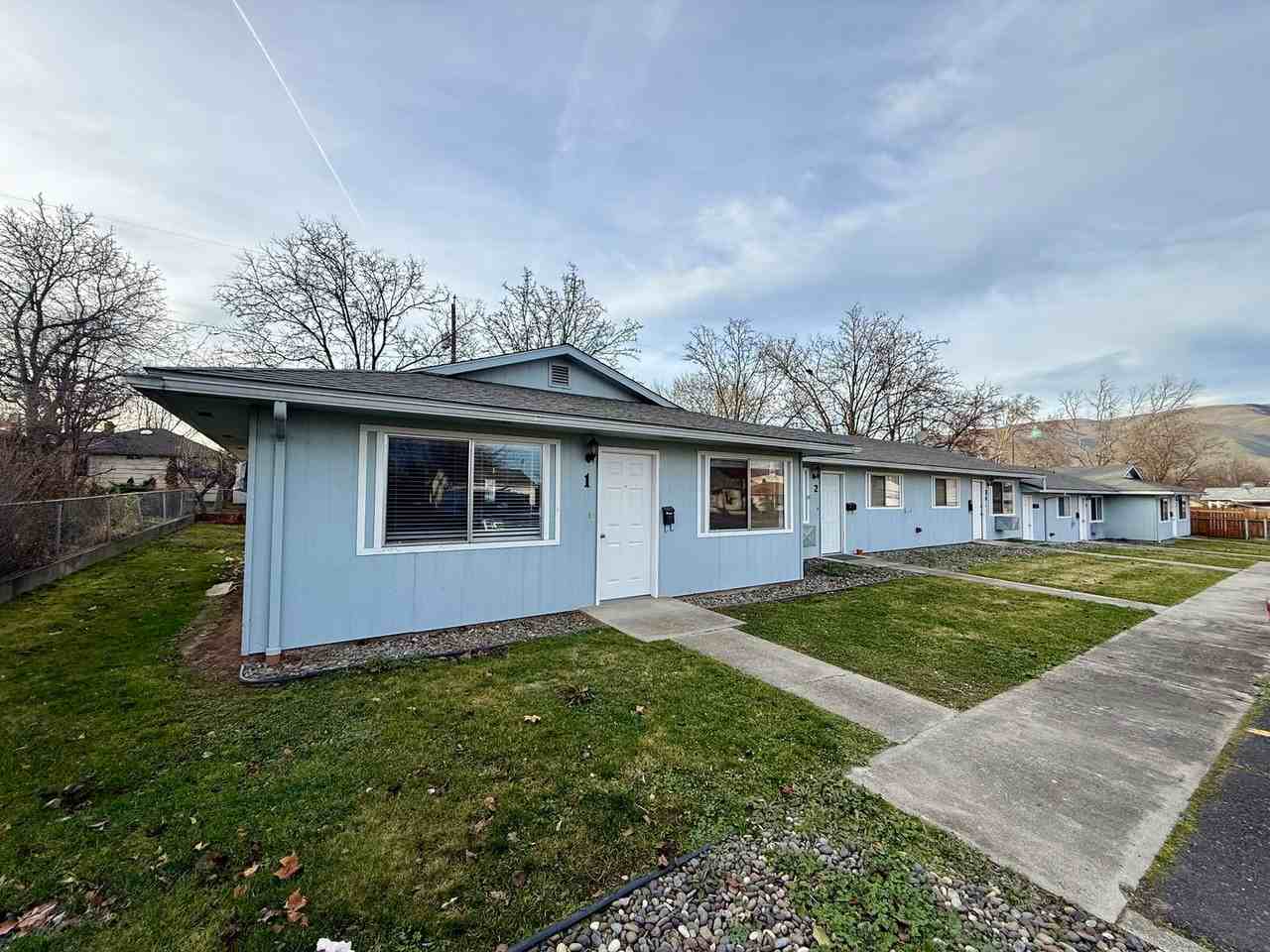 1036 12th St #1 - Photo 2 of 15