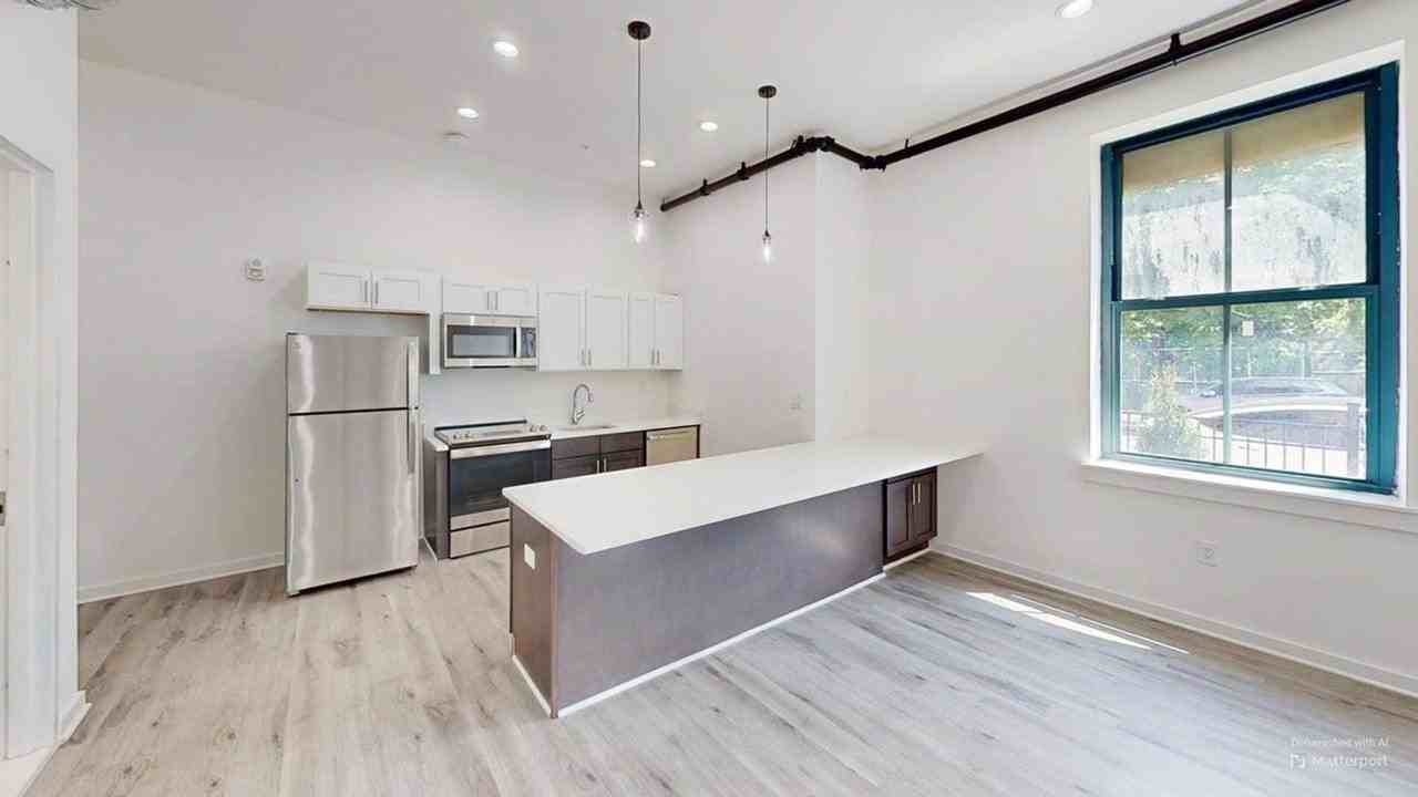 The Roseville - Photo 7 of 23