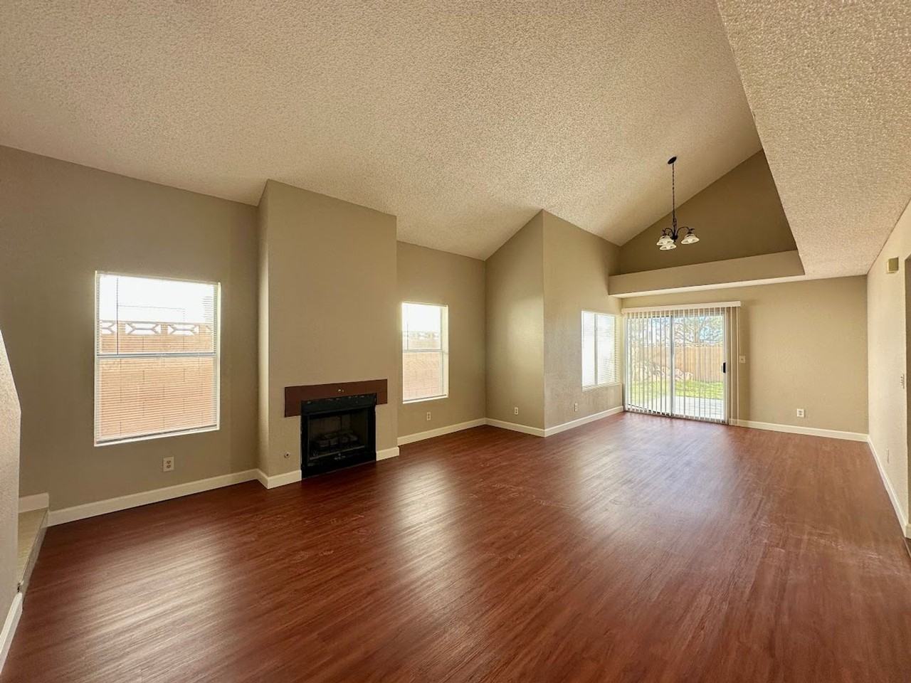 120 Clifton Heights Dr - Photo 4 of 23