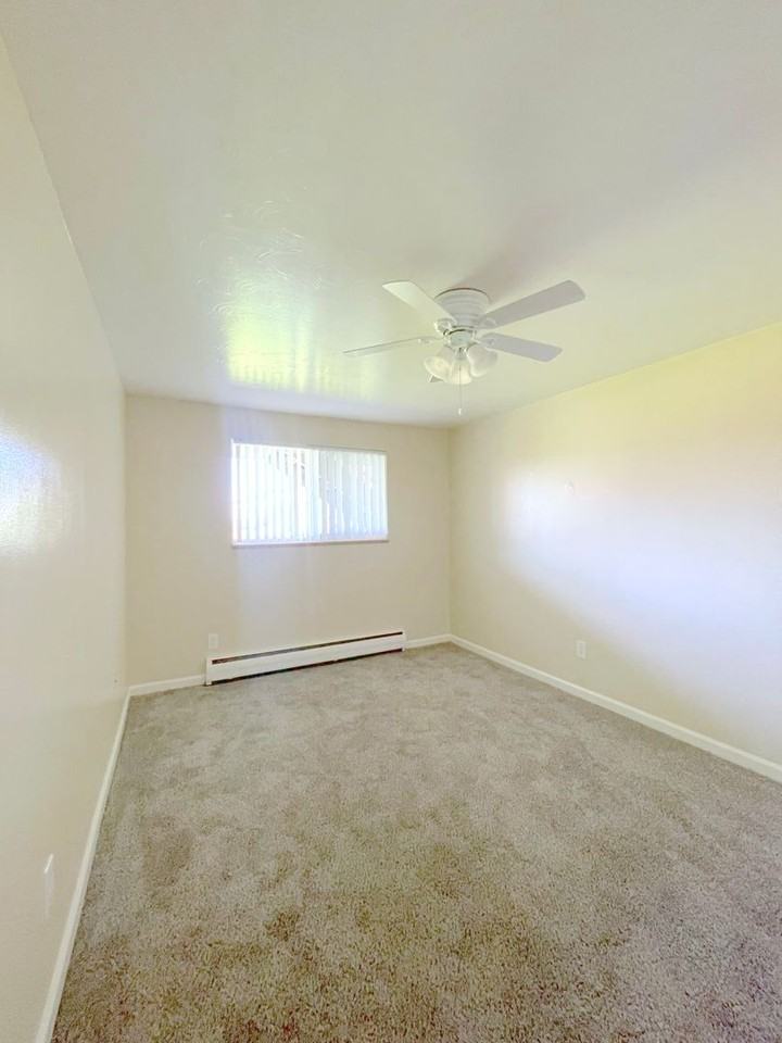Lampliter Apartments - Photo 5 of 21