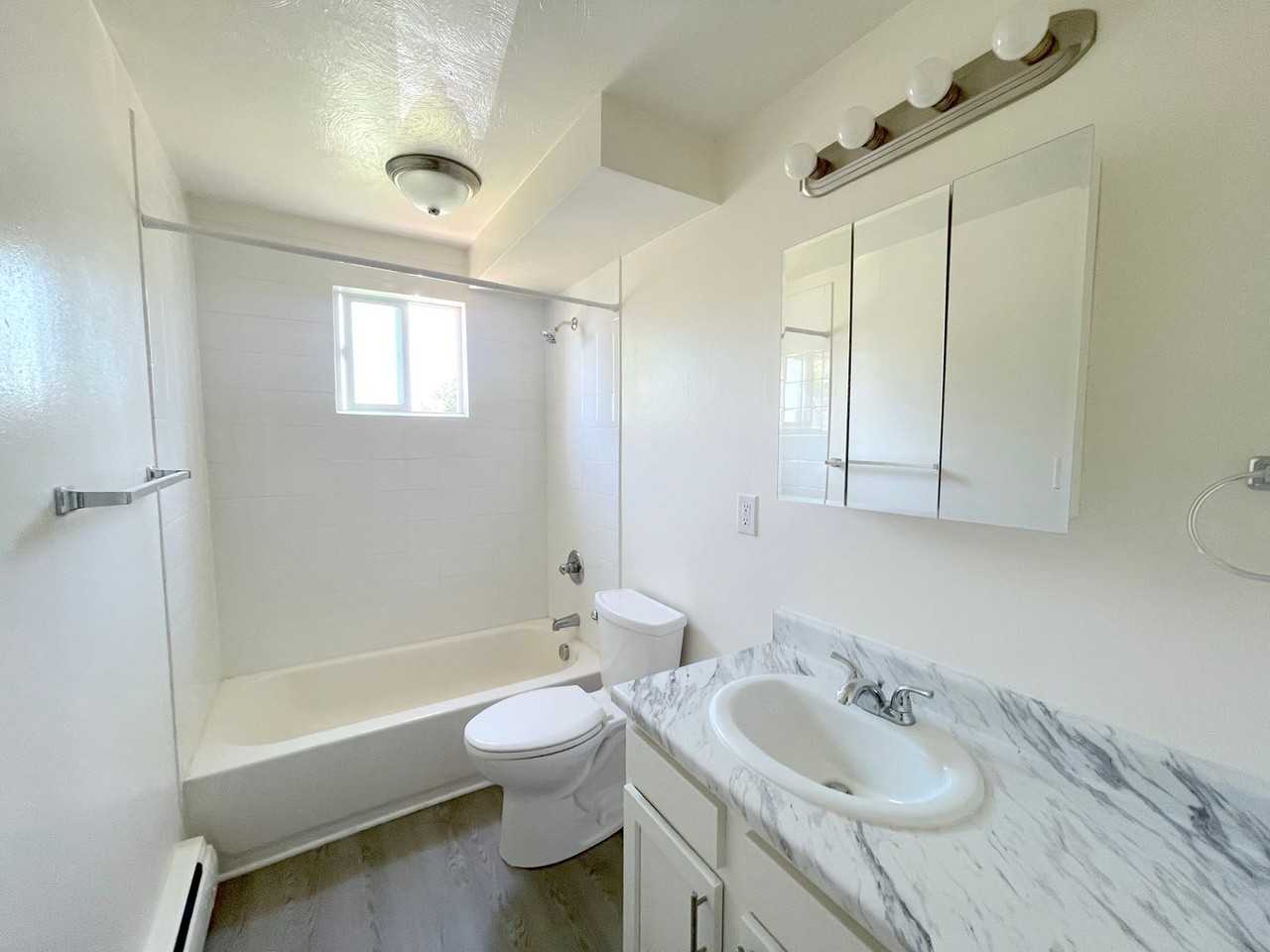 Lampliter Apartments - Photo 6 of 21