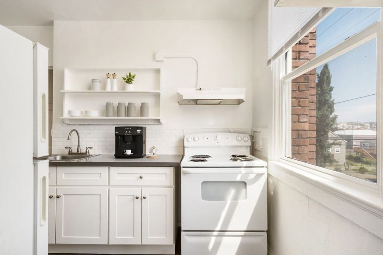 South Court Apartments - Photo 3 of 17