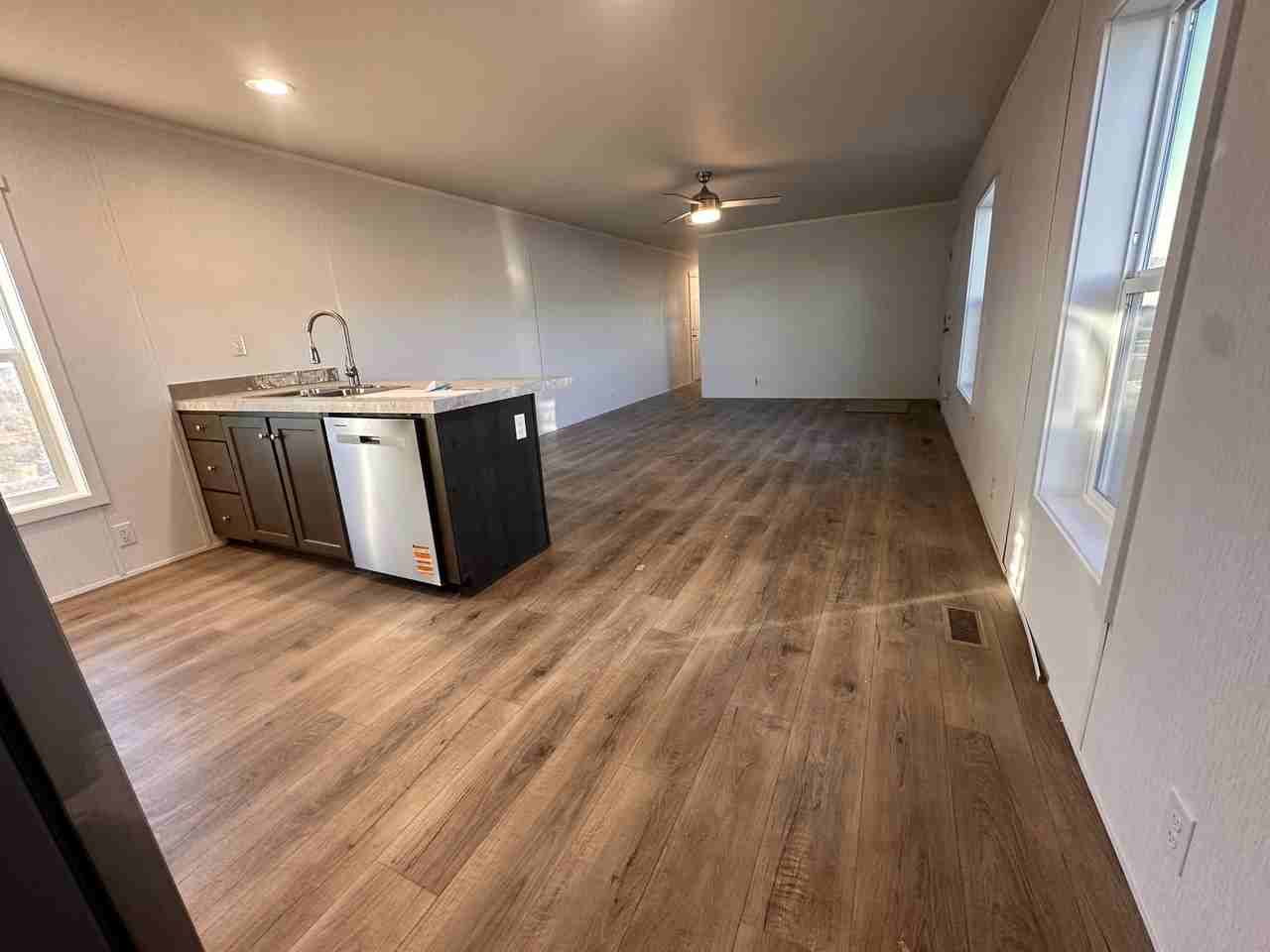 11 Lapin St #11LA - Photo 4 of 31