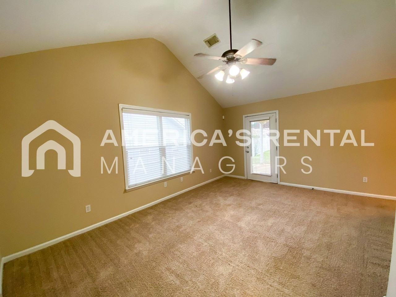 15915 Lexie Dr - Photo 6 of 21