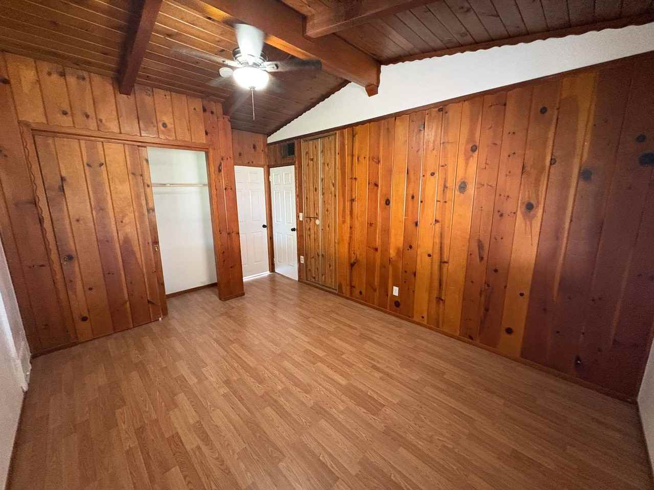 856 W Chestnut St - Photo 4 of 25