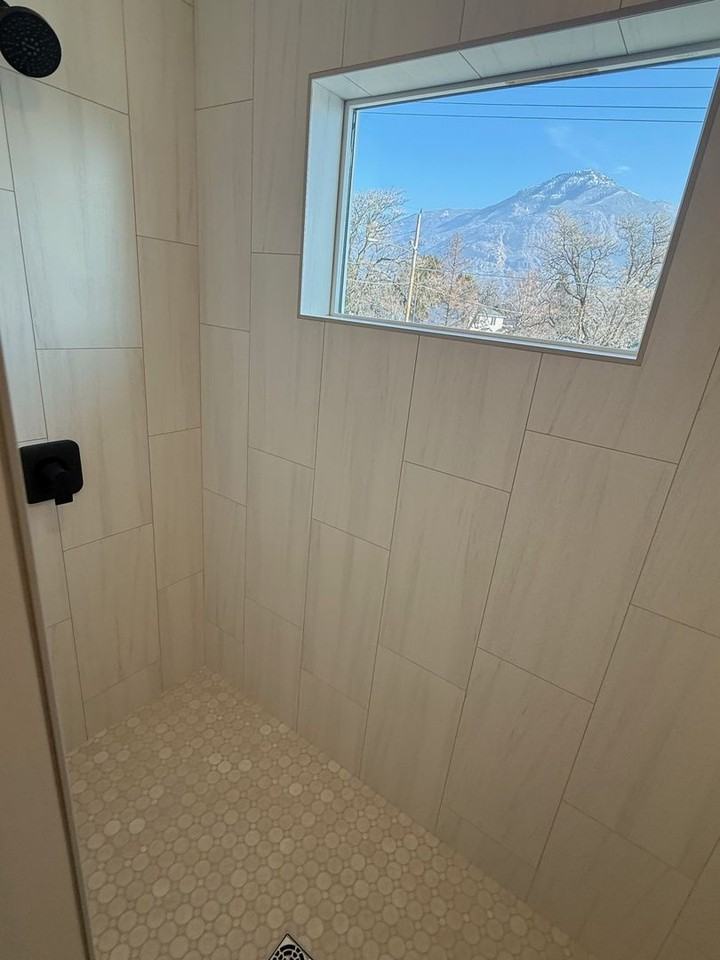 267 N Harrisville Rd - Photo 5 of 15