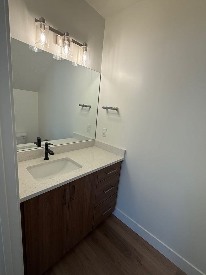 267 N Harrisville Rd - Photo 7 of 15