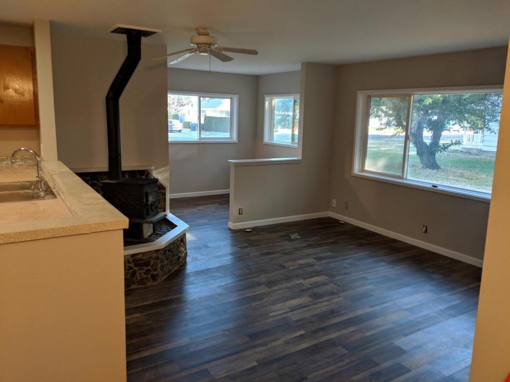 355 W 6th St - Photo 6 of 16