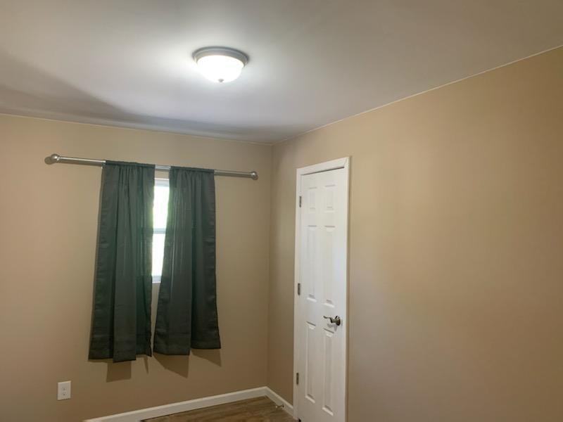 442446 W Church St - Photo 6 of 8