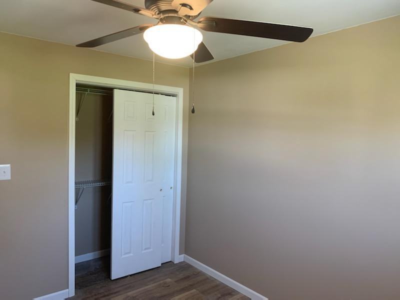 442446 W Church St - Photo 7 of 8