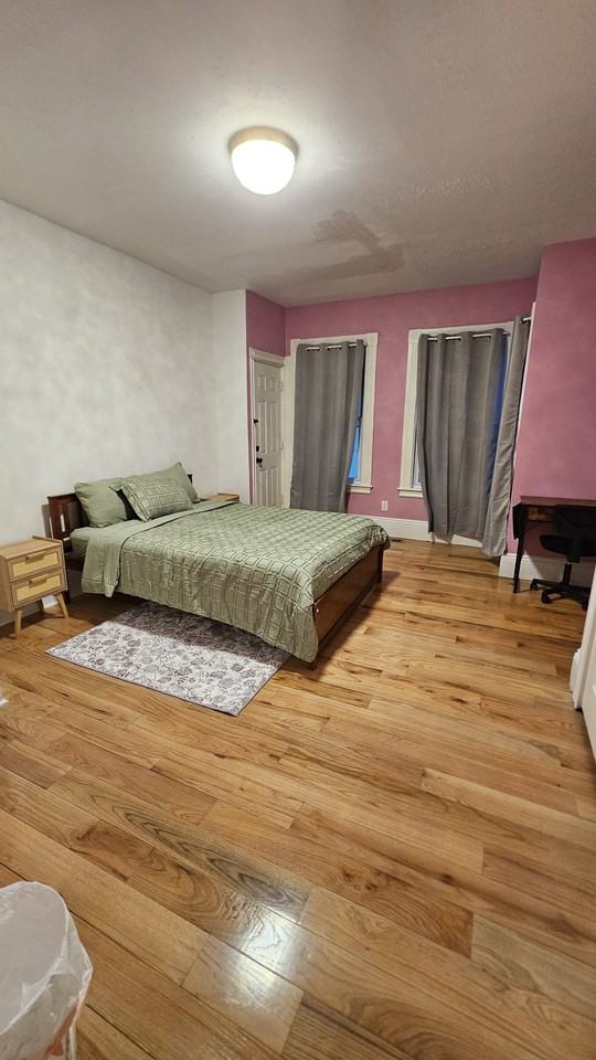 Lawton Avenue - Photo 7 of 28