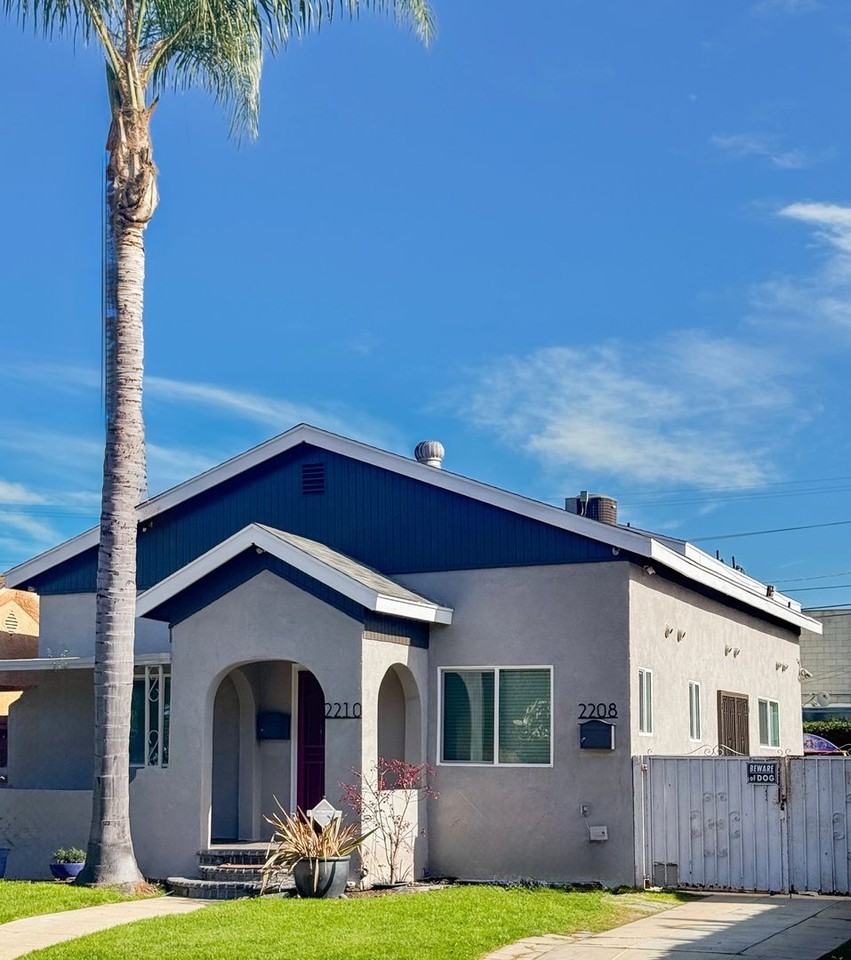 2210 S Mansfield Ave