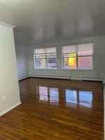 featured image of 907 W 7th St