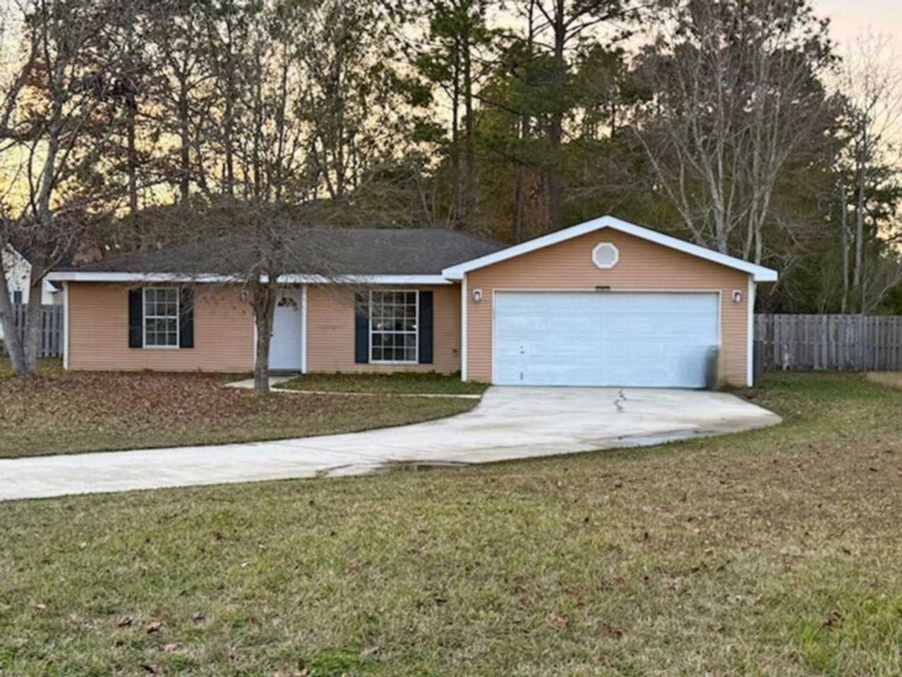 1200 Sussex Pl - Photo 2 of 9