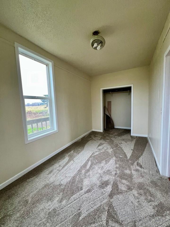 5012 Imhof Rd - Photo 6 of 13