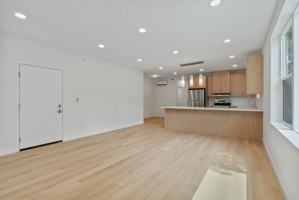 featured image of 1517 S Grand Blvd