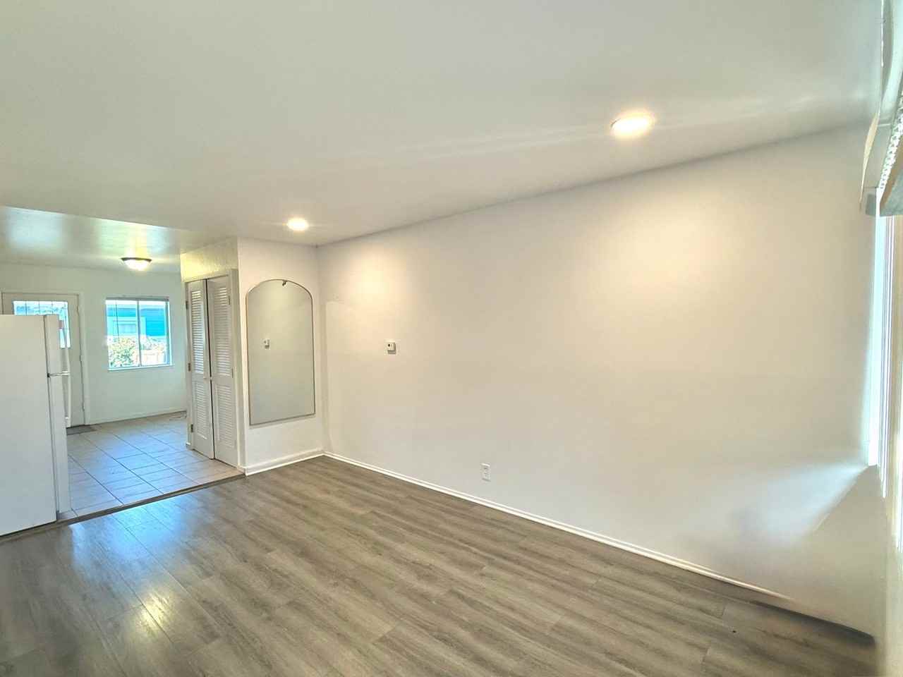 22115 Main St - Photo 2 of 8