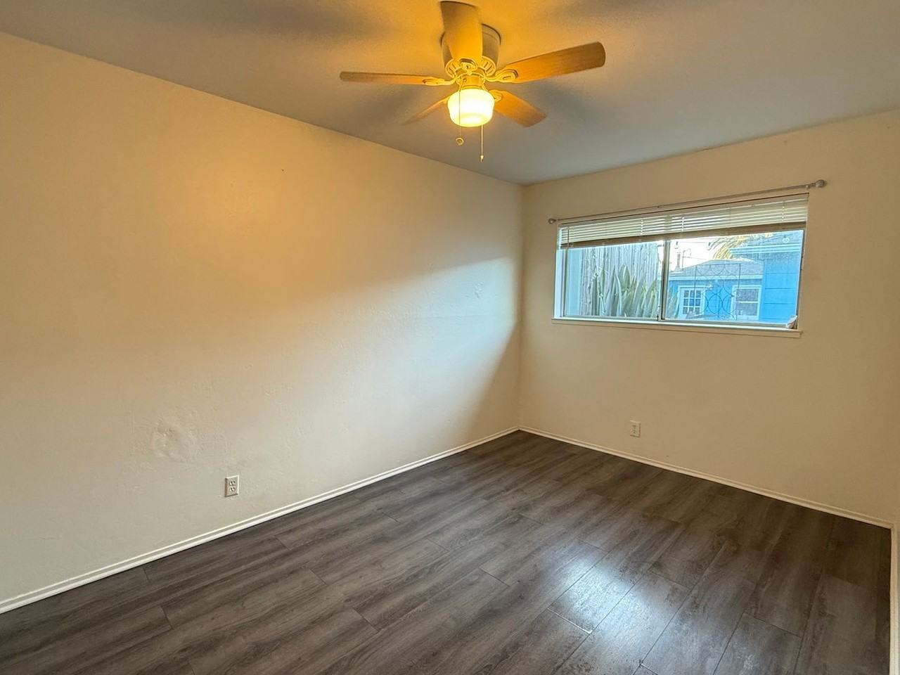 22115 Main St - Photo 6 of 8