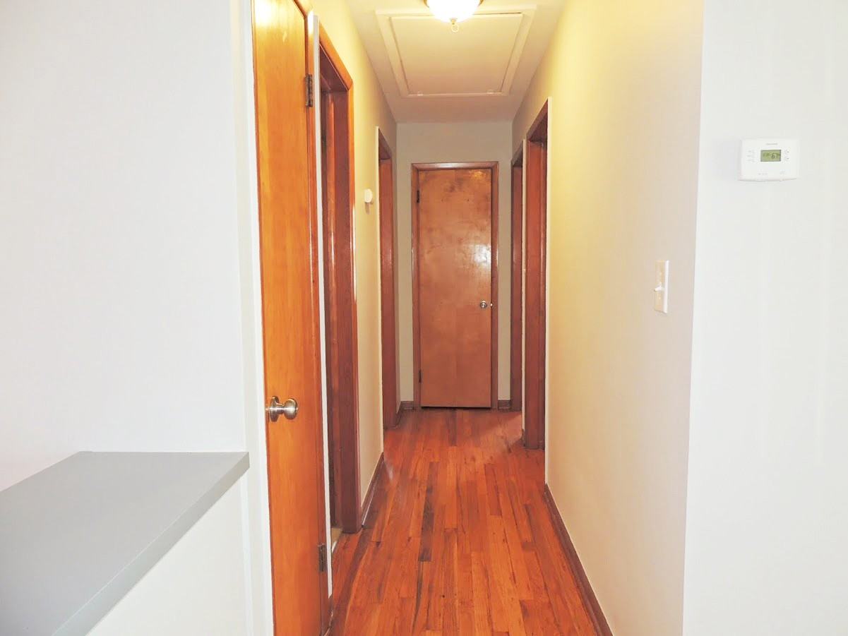 286 Richmond Rd - Photo 7 of 18