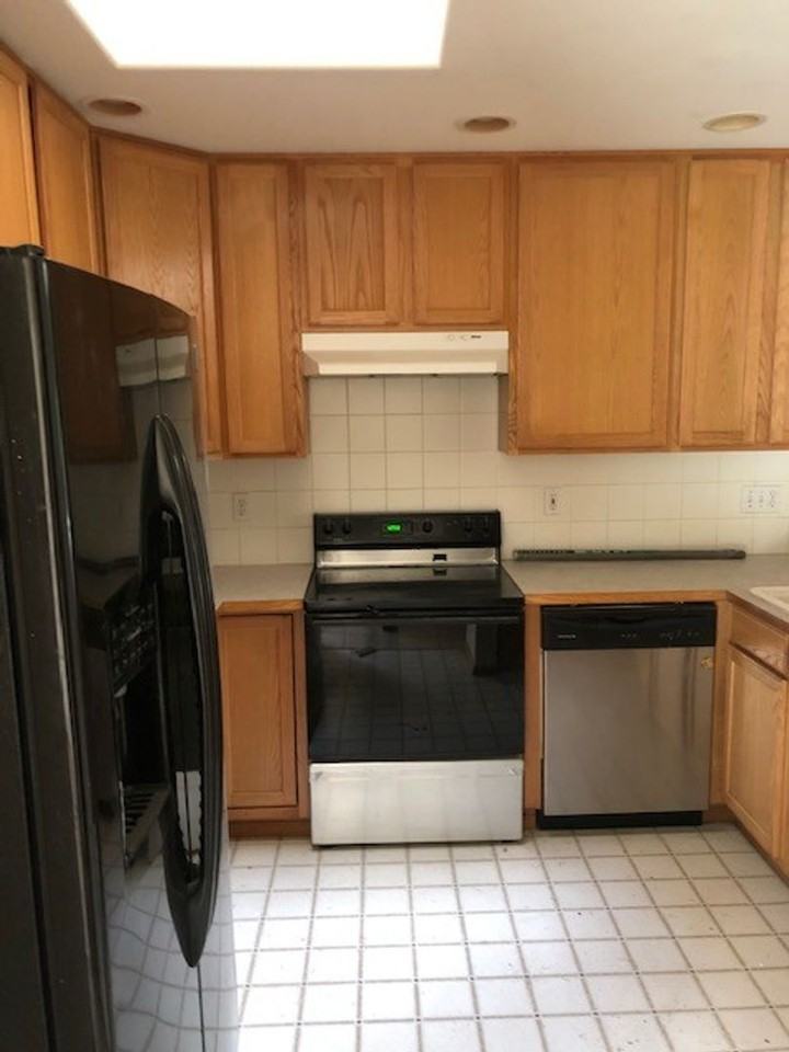 2001 131st Ave Ne - Photo 4 of 9