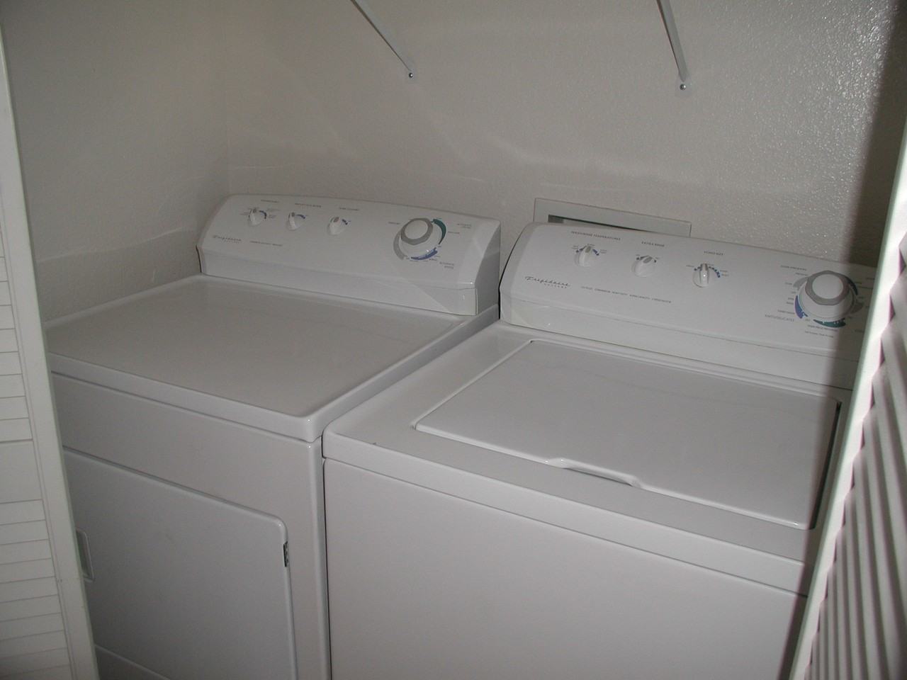 10516 Soneto Creek Ct - Photo 7 of 13