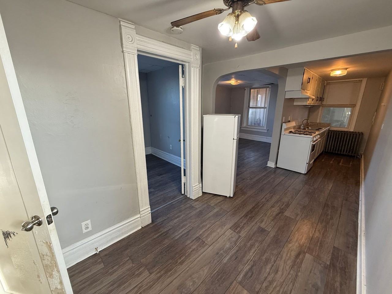 3613 S Archer - Photo 5 of 24