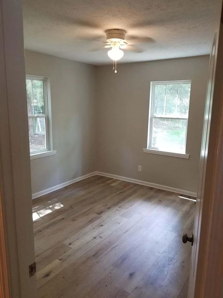 Central Ave - Photo 5 of 10