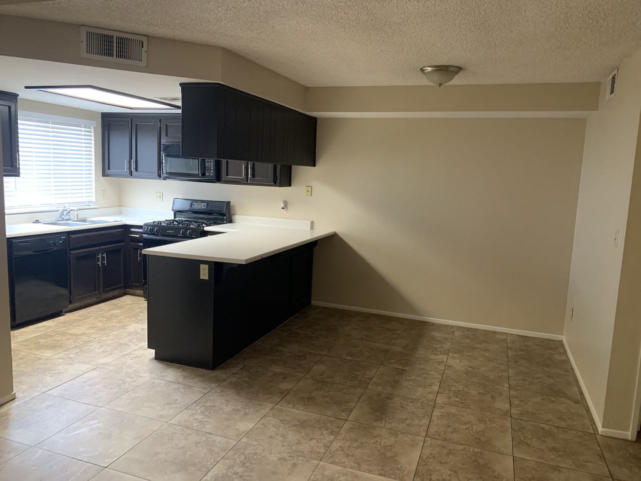 BC817-11 - Photo 2 of 8