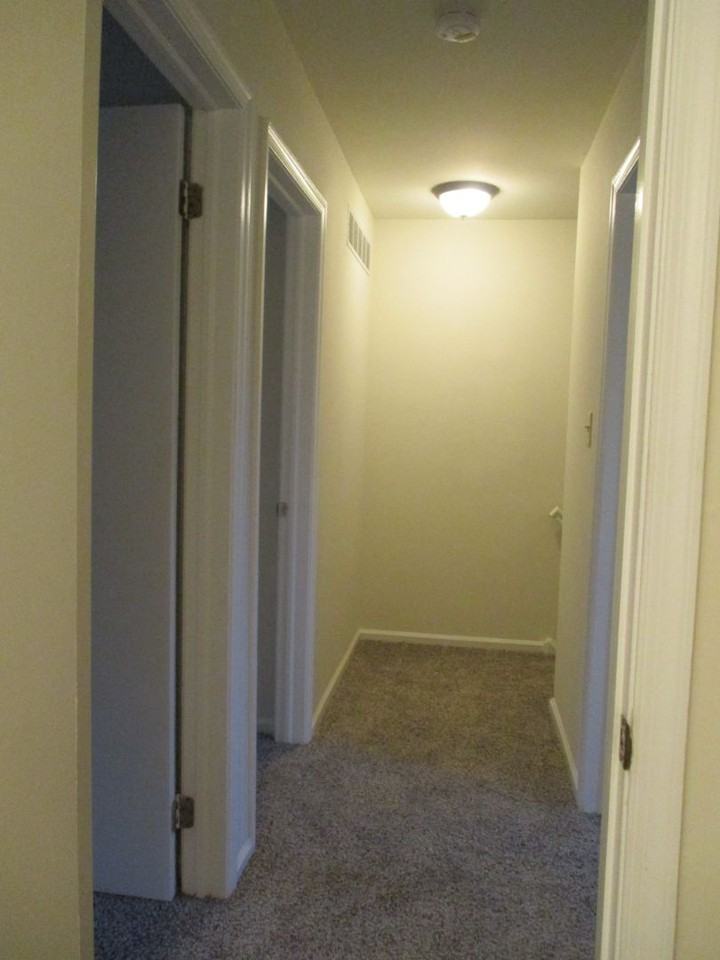 412 Old Forge Dr - Photo 4 of 21