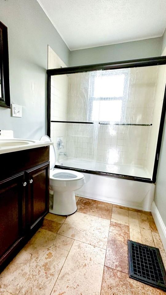 1675 S Champion Ave - Photo 7 of 8